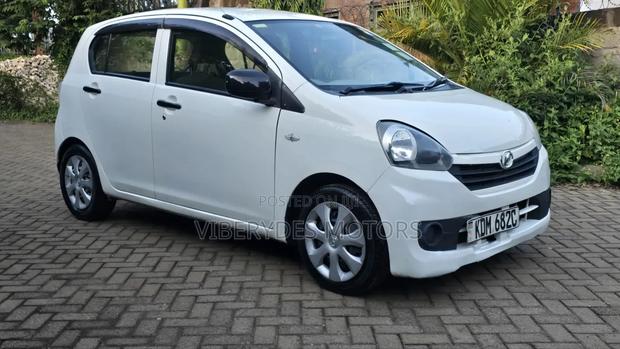 Daihatsu Mira 2016 White