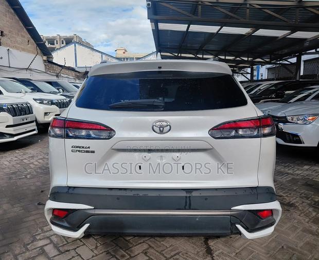 Toyota Corolla Cross 1.8 Petrol FWD 2020 White