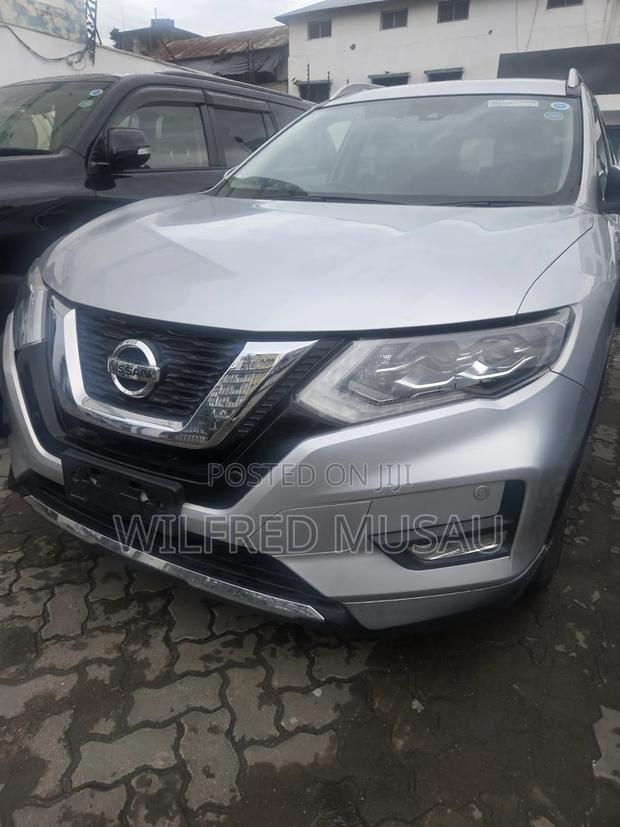 Nissan X-Trail 2.0 Hybrid FWD 2019 Silver
