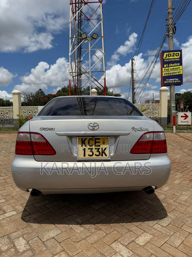 Toyota Crown 2008 Silver