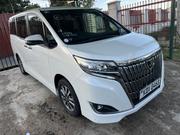 Toyota Esquire 2019 Pearl for sale