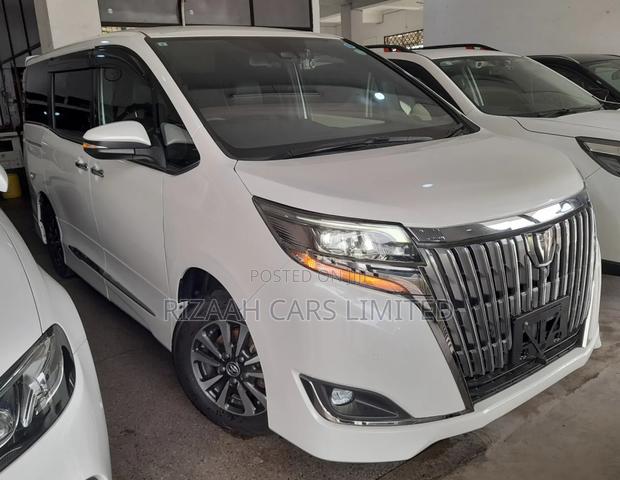 Toyota Esquire 2.0 AWD (7 seater) 2019