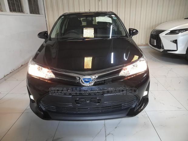 Toyota Corolla Fielder 2018
