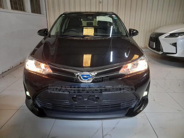 Toyota Corolla Fielder 2018