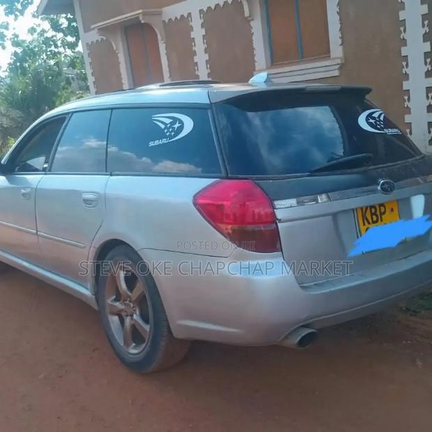 Subaru Legacy Automatic 2004 Silver