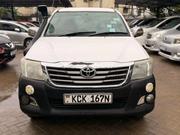 Toyota Hilux SR 2015 White for sale