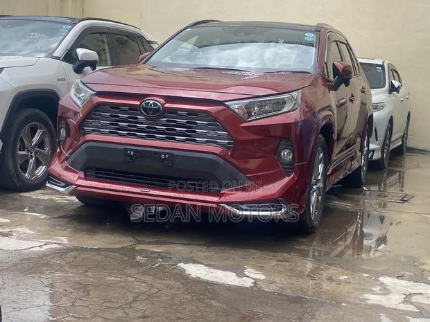Toyota RAV4 2019 Burgundy