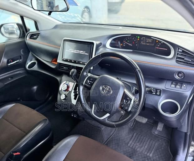 Toyota Sienta 2019 Matt Black