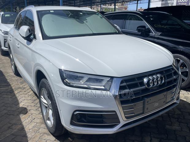 Audi Q5 45 Premium AWD quattro 2020 White