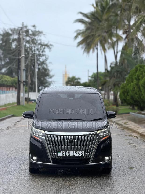 Toyota Esquire 2017 Black