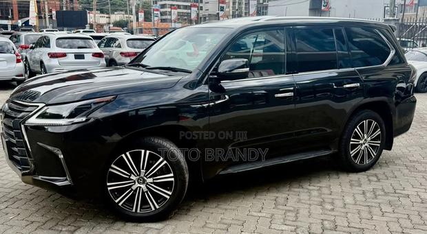 Lexus LX 570 AWD 2019 Black