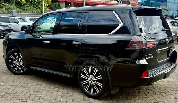 Lexus LX 570 AWD 2019 Black