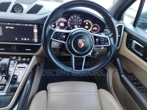 Porsche Cayenne Base AWD 2019