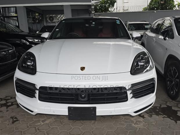 Porsche Cayenne Base AWD 2020 White