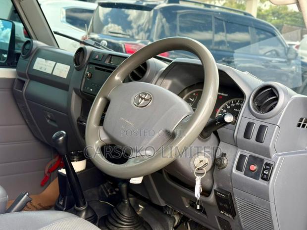 Toyota Land Cruiser 76 Series 2019 White