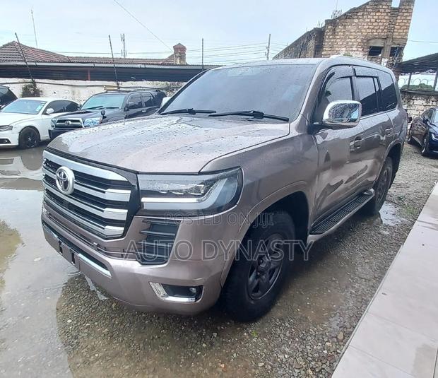 Toyota Land Cruiser 2018 Brown