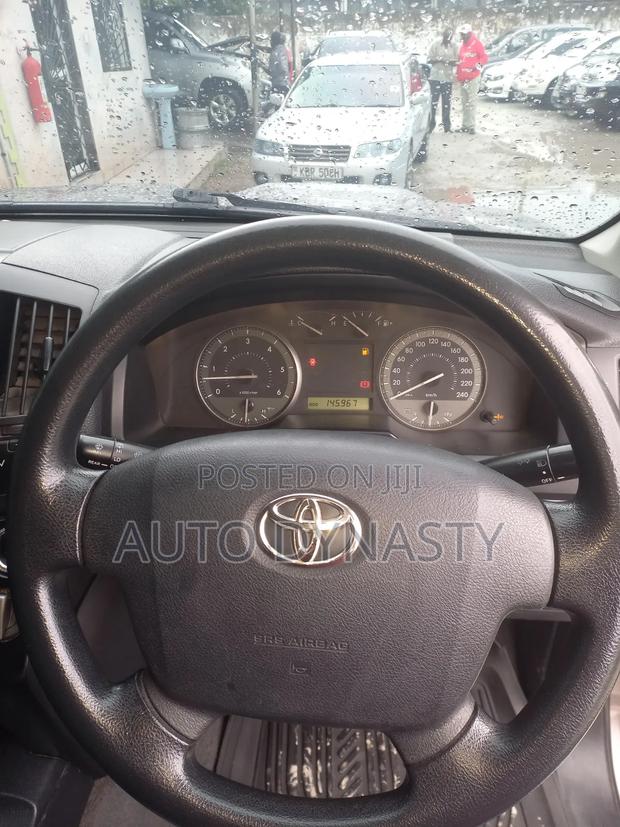 Toyota Land Cruiser 2018 Brown