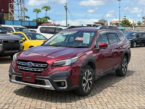Subaru Outback Limited 2022 Red