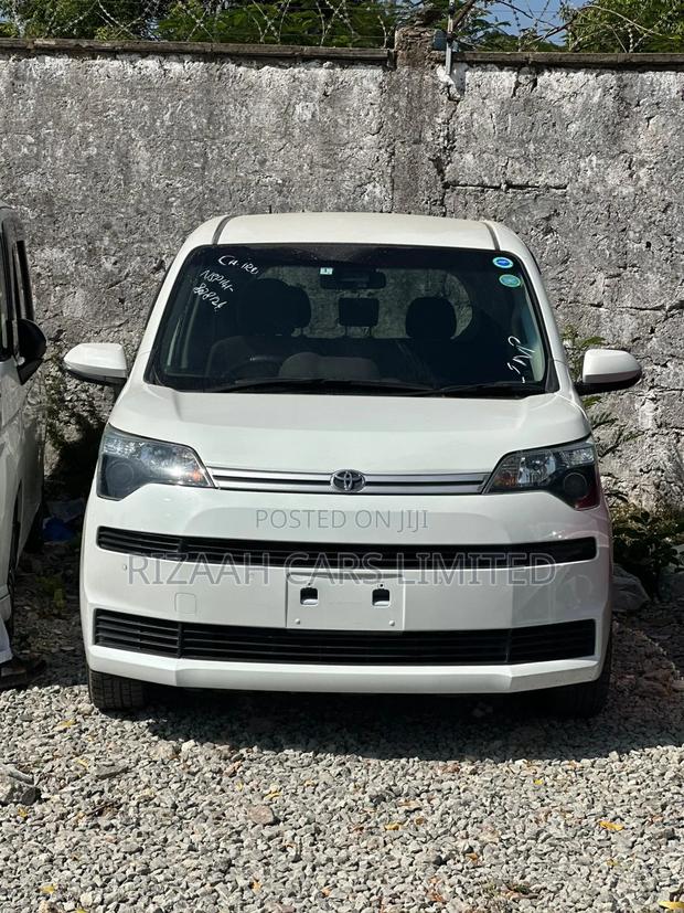Toyota Spade 1.5 2019
