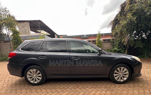 Subaru Legacy 2012 Gray