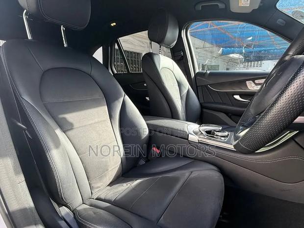 Mercedes-Benz GLE-Class 2020 Off white