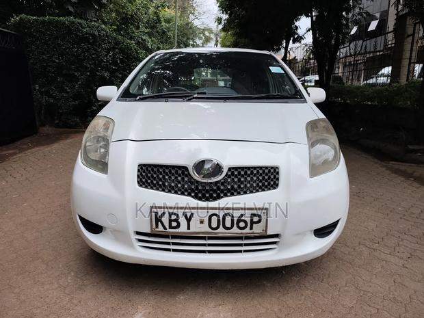 Toyota Vitz 1.3 FWD 5dr 2007 White