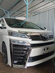 Toyota Alphard 2019 White for sale