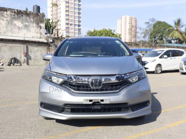 Honda Shuttle 2020 Silver