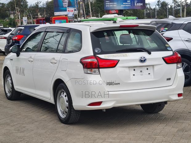 Toyota Corolla Fielder 2019 White
