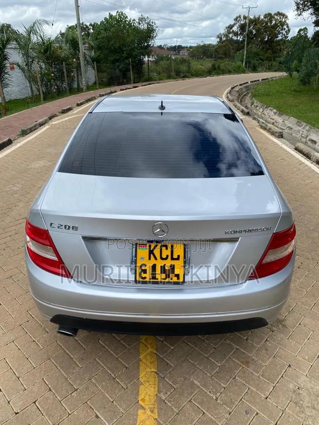 Mercedes-Benz C200 2011 Silver