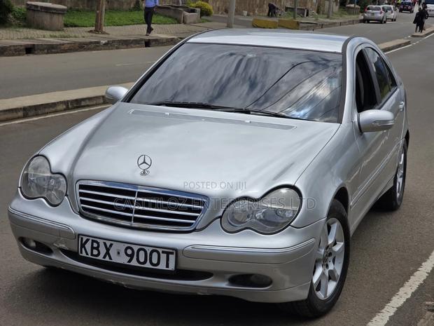 Mercedes-Benz C180 2006 Silver