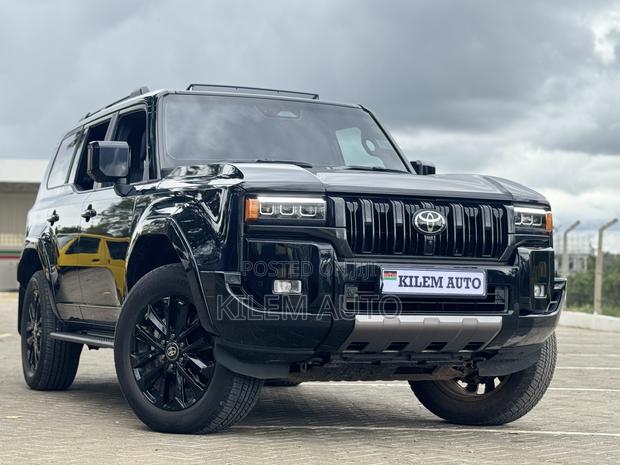 Toyota Land Cruiser LC250 2024 Black