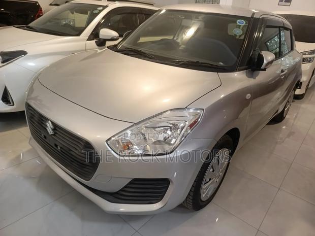 Suzuki Swift 2019 Silver