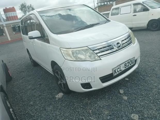 Nissan Serena 2010 White