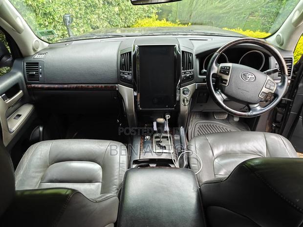 Toyota Land Cruiser 2007 Gray