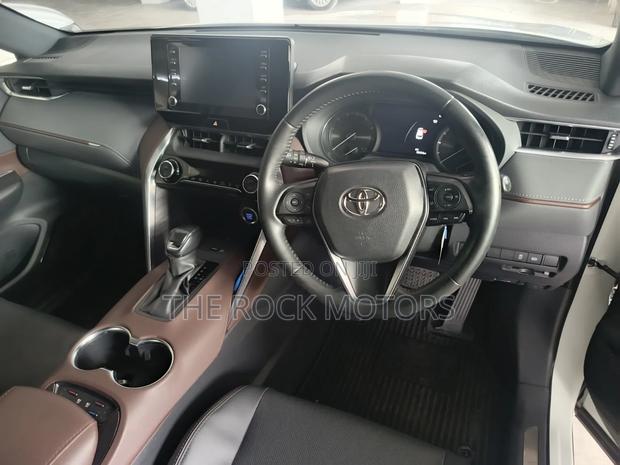 Toyota Harrier 2021 White