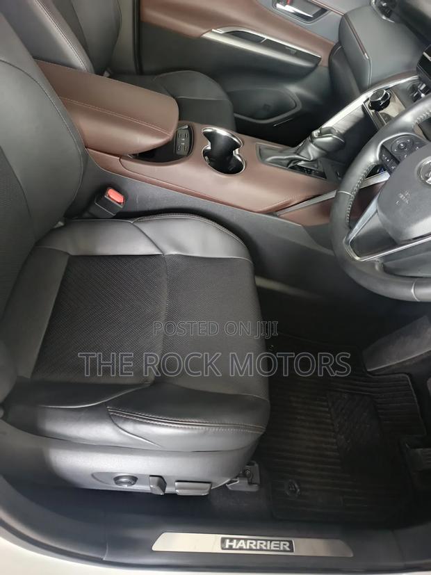 Toyota Harrier 2021 White