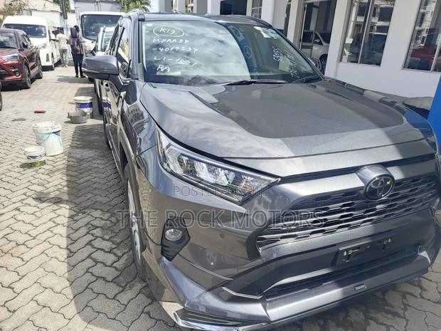 Toyota RAV4 2020 Gray