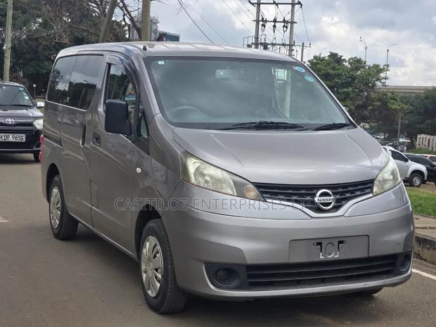 Nissan NV200 S 2019 Gray