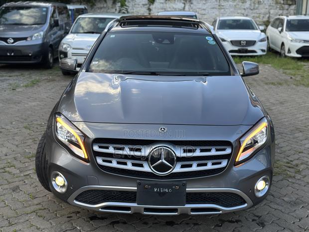 Mercedes-Benz GLA-Class 2018 Gray