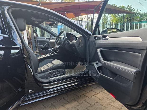 Volkswagen Passat 2019 Black