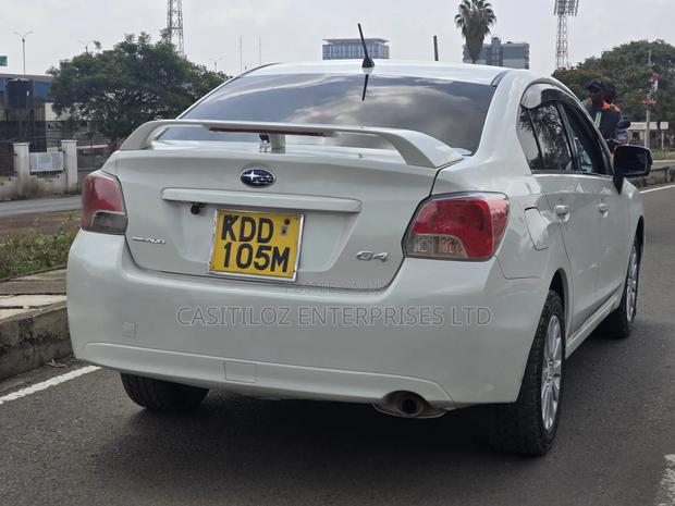 Subaru Impreza 2.0i PZEV 4dr Sedan AWD (2.0L 4cyl CVT) 2014 White