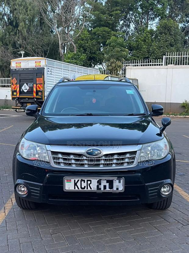 Subaru Forester 2011 Black