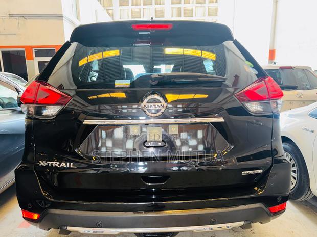 Nissan X-Trail 2.0 Hybrid AWD 2019 Black