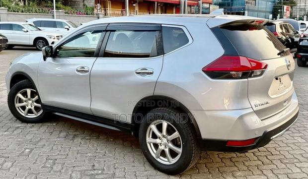 Nissan X-Trail 2.0 Petrol AWD 2018 Gray