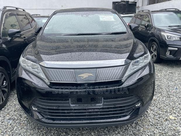 Toyota Harrier 2.5 Hybrid 4WD 2019 Black