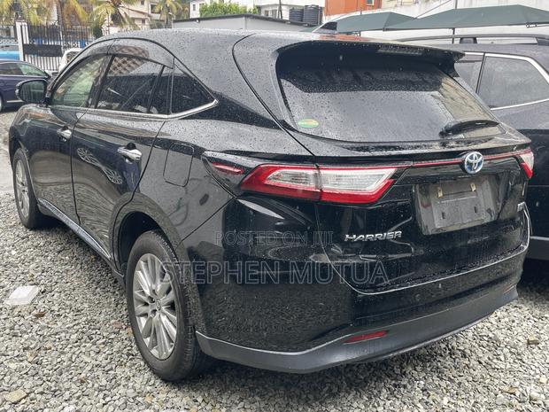 Toyota Harrier 2.5 Hybrid 4WD 2019 Black
