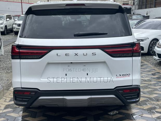 Lexus LX 600 2024 White