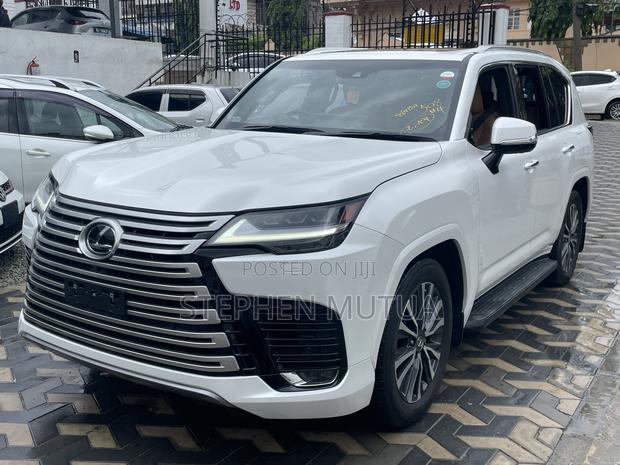 Lexus LX 600 2024 White