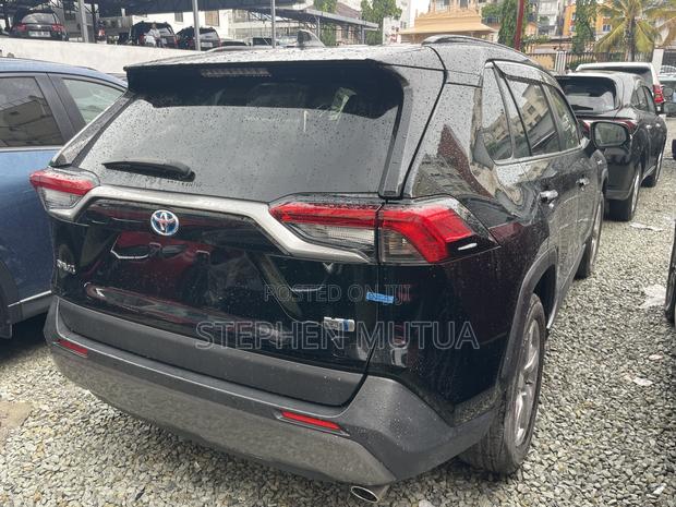 Toyota RAV4 Hybrid 2019 Black